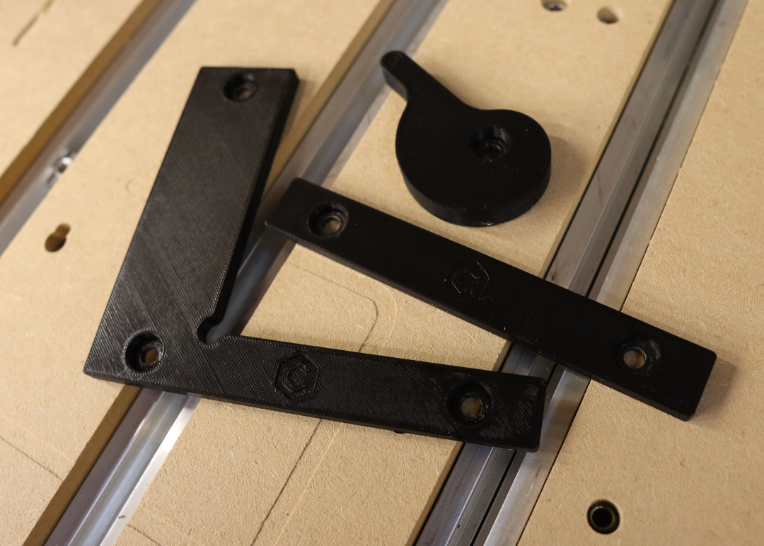 Shapeoko 5 Pro CNC Corner Square and Cam Clamp Combo